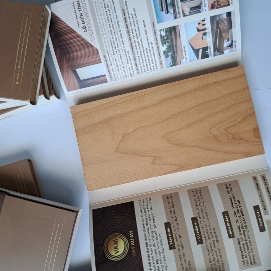 Gỗ Maple biến tính